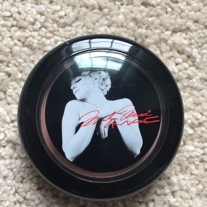 MAC LE blush in The Perfect Cheek